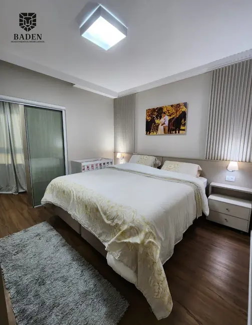 Apartamento com 3 quartos à venda, 103m2 em Centro, Balneario Camboriu - SC - imagem 7 Foto 7 de Apartamento com 3 quartos à venda, 103m2 em Centro, Balneario Camboriu - SC