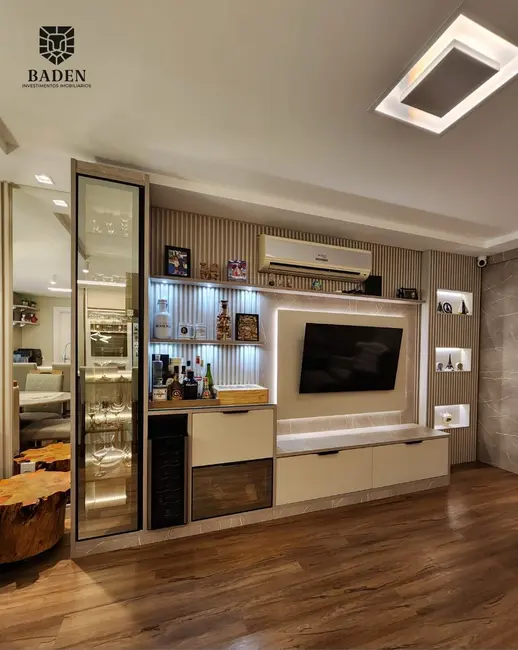 Apartamento com 3 quartos à venda, 103m2 em Centro, Balneario Camboriu - SC - imagem 5 Foto 5 de Apartamento com 3 quartos à venda, 103m2 em Centro, Balneario Camboriu - SC