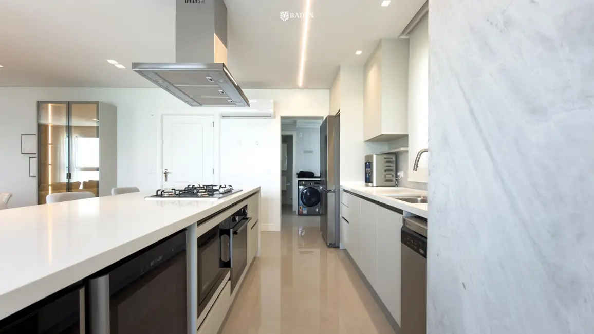 Foto 7 de Apartamento com 4 quartos à venda, 160m2 em Pioneiros, Balneario Camboriu - SC