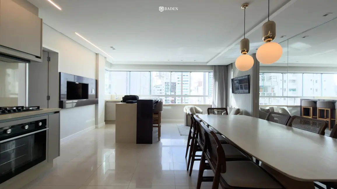 Foto 2 de Apartamento com 3 quartos à venda, 121m2 em Centro, Balneario Camboriu - SC