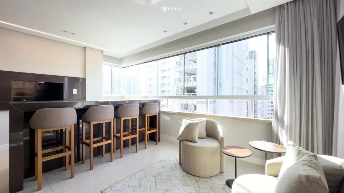Foto 3 de Apartamento com 3 quartos à venda, 121m2 em Centro, Balneario Camboriu - SC