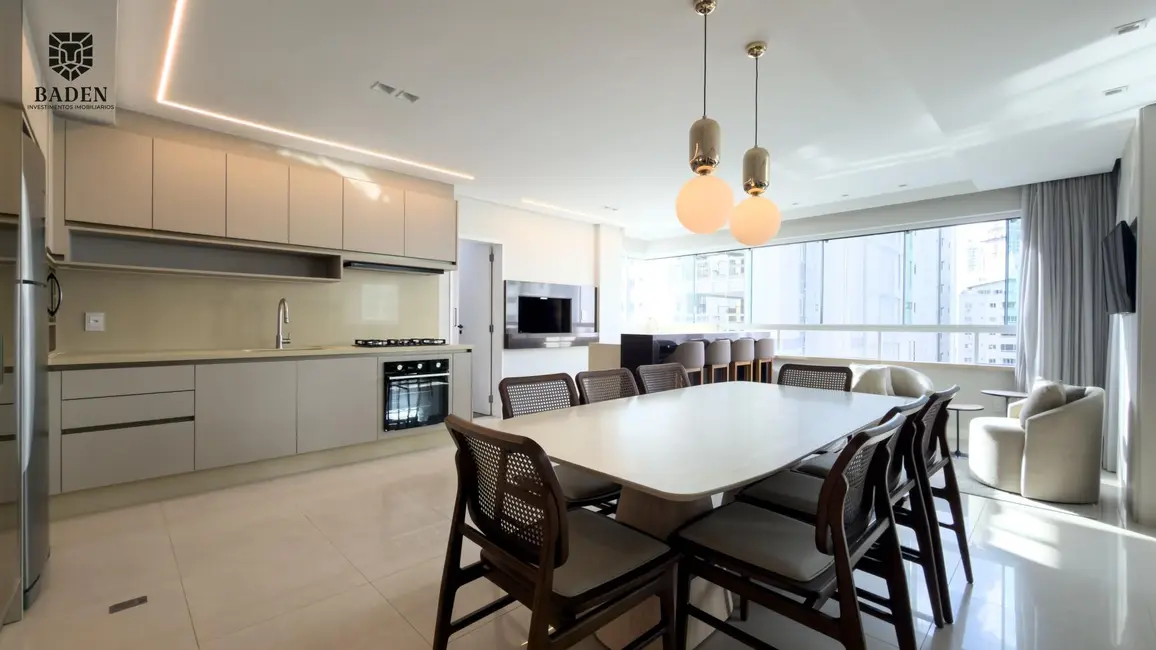 Foto 1 de Apartamento com 3 quartos à venda, 121m2 em Centro, Balneario Camboriu - SC