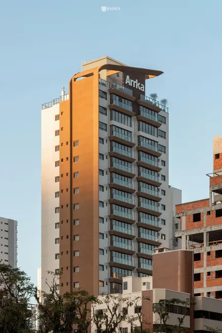 Apartamento com 4 quartos à venda, 138m2 em Centro, Balneario Camboriu - SC - imagem 2 Foto 2 de Apartamento com 4 quartos à venda, 138m2 em Centro, Balneario Camboriu - SC