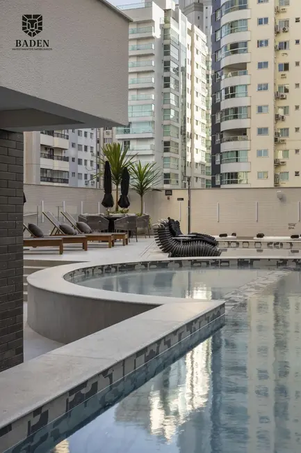 Foto 4 de Cobertura com 4 quartos à venda, 379m2 em Centro, Balneario Camboriu - SC