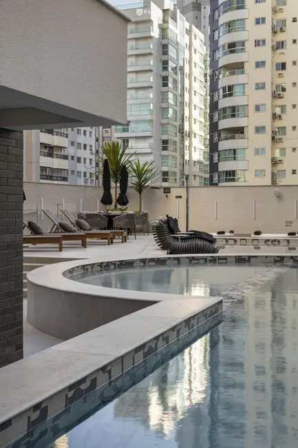 Foto 4 de Cobertura com 4 quartos à venda, 379m2 em Centro, Balneario Camboriu - SC