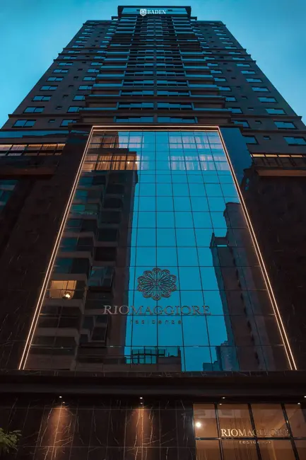 Foto 1 de Cobertura com 4 quartos à venda, 296m2 em Pioneiros, Balneario Camboriu - SC