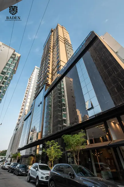 Cobertura com 4 quartos à venda, 296m2 em Pioneiros, Balneario Camboriu - SC - imagem 2 Foto 2 de Cobertura com 4 quartos à venda, 296m2 em Pioneiros, Balneario Camboriu - SC