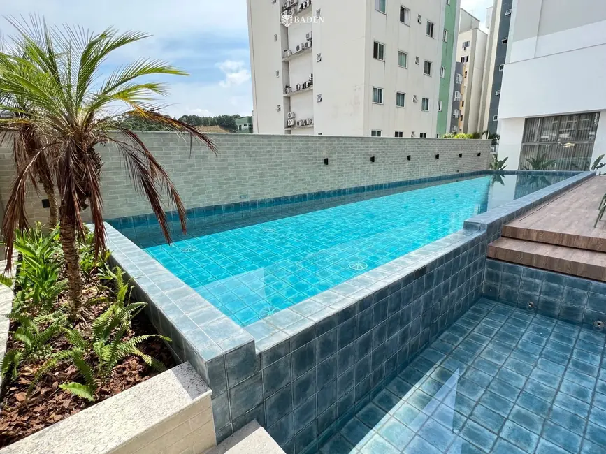 Foto 8 de Apartamento com 4 quartos à venda, 226m2 em Pioneiros, Balneario Camboriu - SC