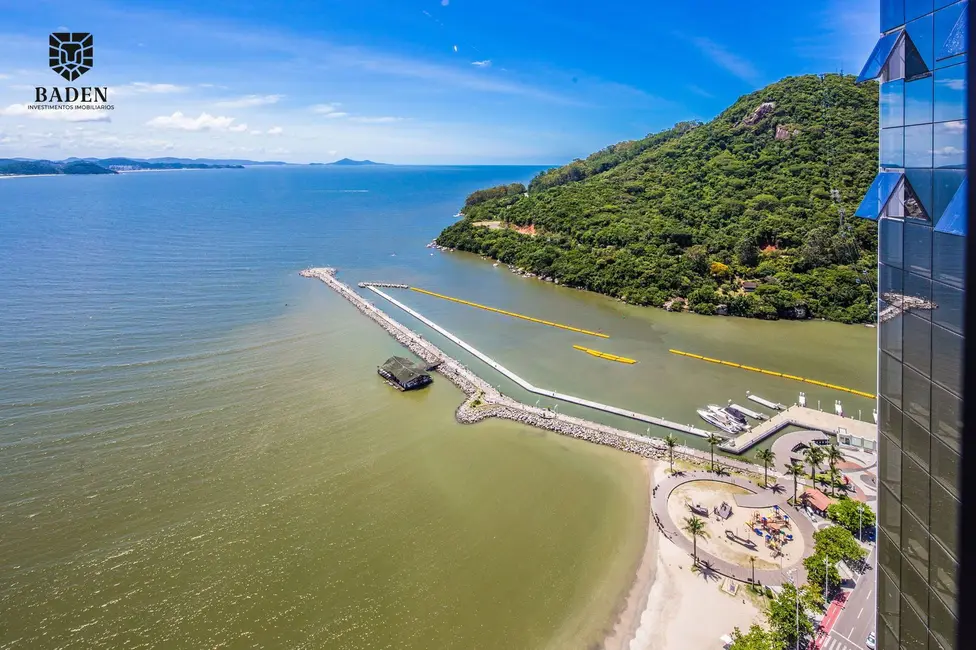 Foto 3 de Apartamento com 4 quartos à venda, 237m2 em Balneario Camboriu - SC
