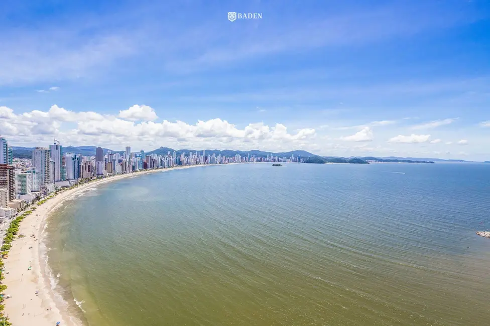 Apartamento com 4 quartos à venda, 237m2 em Balneario Camboriu - SC - imagem 2 Foto 2 de Apartamento com 4 quartos à venda, 237m2 em Balneario Camboriu - SC