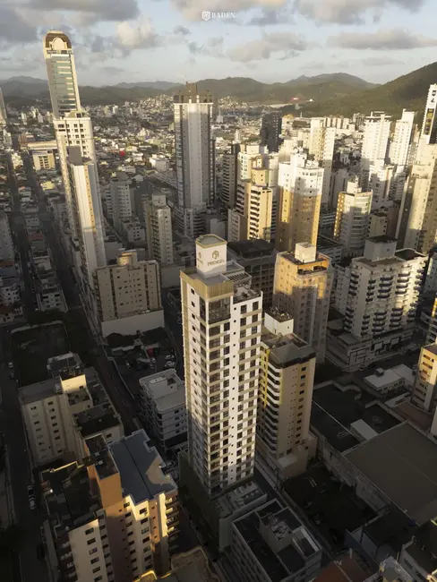 Foto 3 de Apartamento com 4 quartos à venda, 270m2 em Centro, Balneario Camboriu - SC