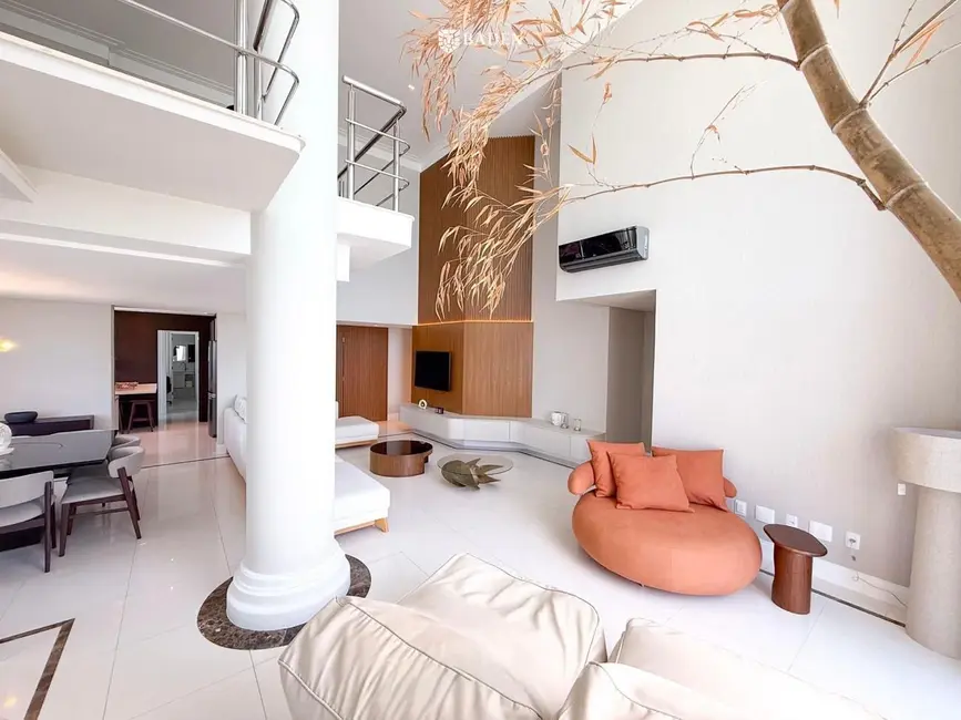 Foto 3 de Apartamento com 3 quartos para alugar, 320m2 em Centro, Balneario Camboriu - SC