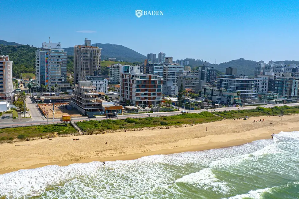 Foto 2 de Cobertura com 4 quartos à venda, 505m2 em Itajai - SC