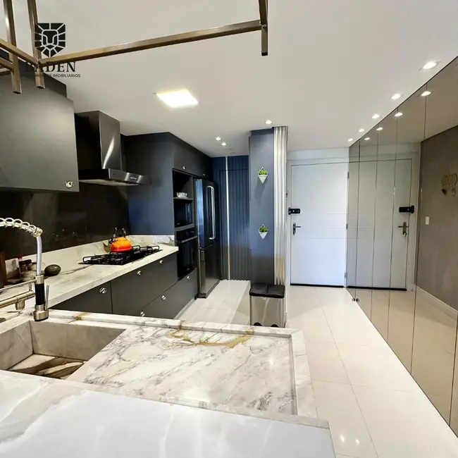 Foto 2 de Apartamento com 3 quartos à venda, 130m2 em Itajai - SC