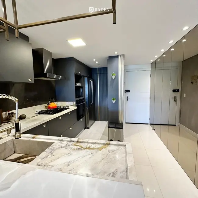 Foto 2 de Apartamento com 3 quartos à venda, 130m2 em Itajai - SC