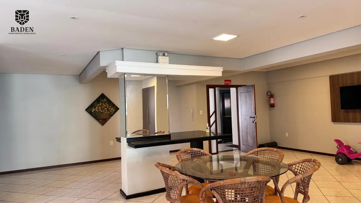 Apartamento com 3 quartos à venda, 98m2 em Centro, Balneario Camboriu - SC - imagem 8 Foto 8 de Apartamento com 3 quartos à venda, 98m2 em Centro, Balneario Camboriu - SC