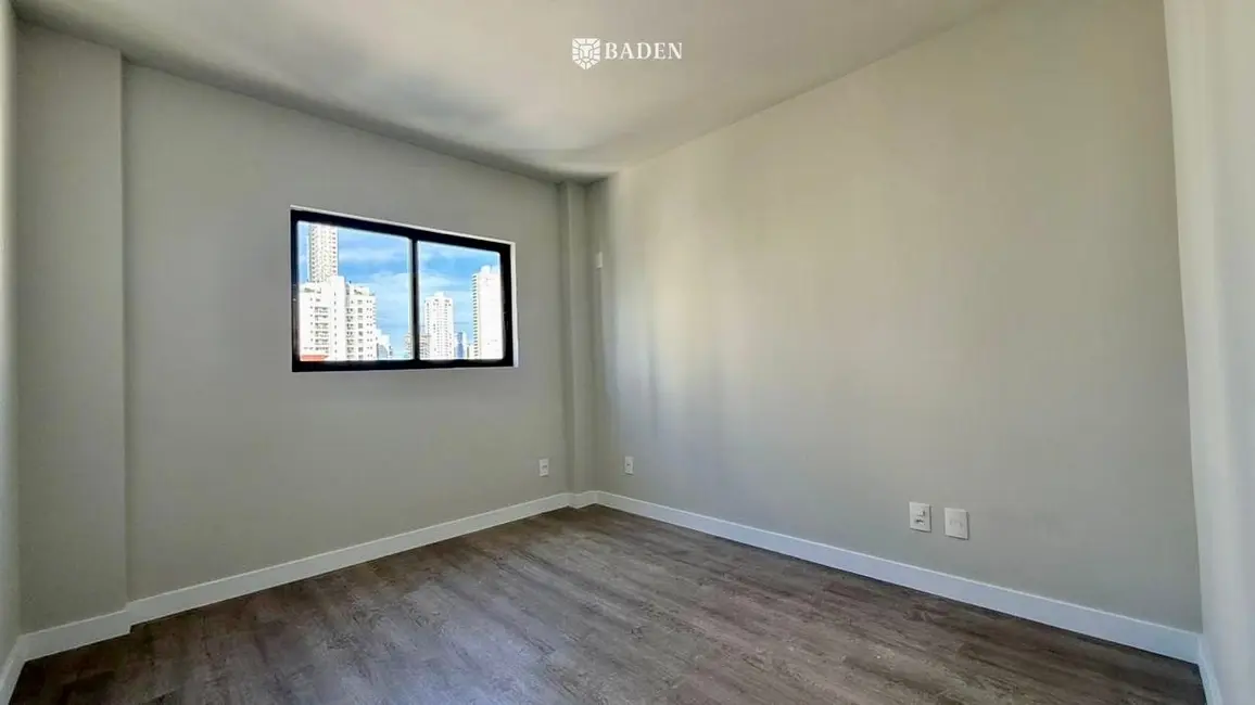 Foto 9 de Apartamento com 1 quarto à venda, 55m2 em Centro, Balneario Camboriu - SC