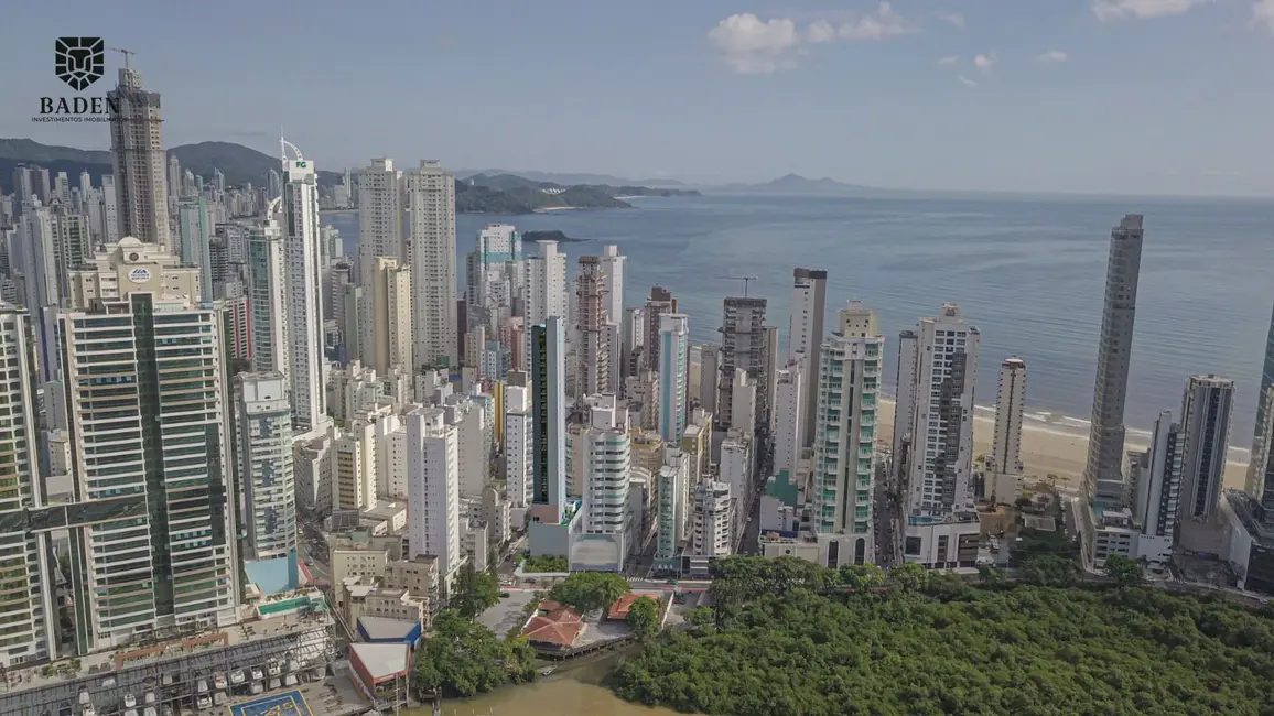 Foto 1 de Apartamento com 4 quartos à venda, 185m2 em Centro, Balneario Camboriu - SC