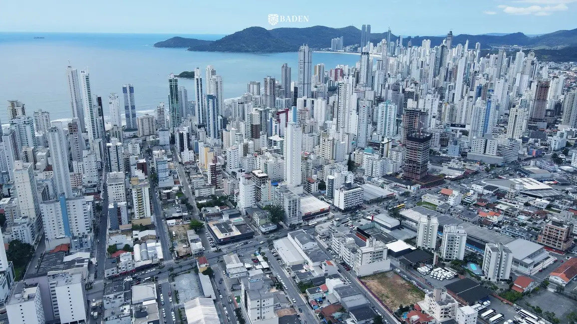Foto 4 de Apartamento com 2 quartos à venda, 52m2 em Nações, Balneario Camboriu - SC