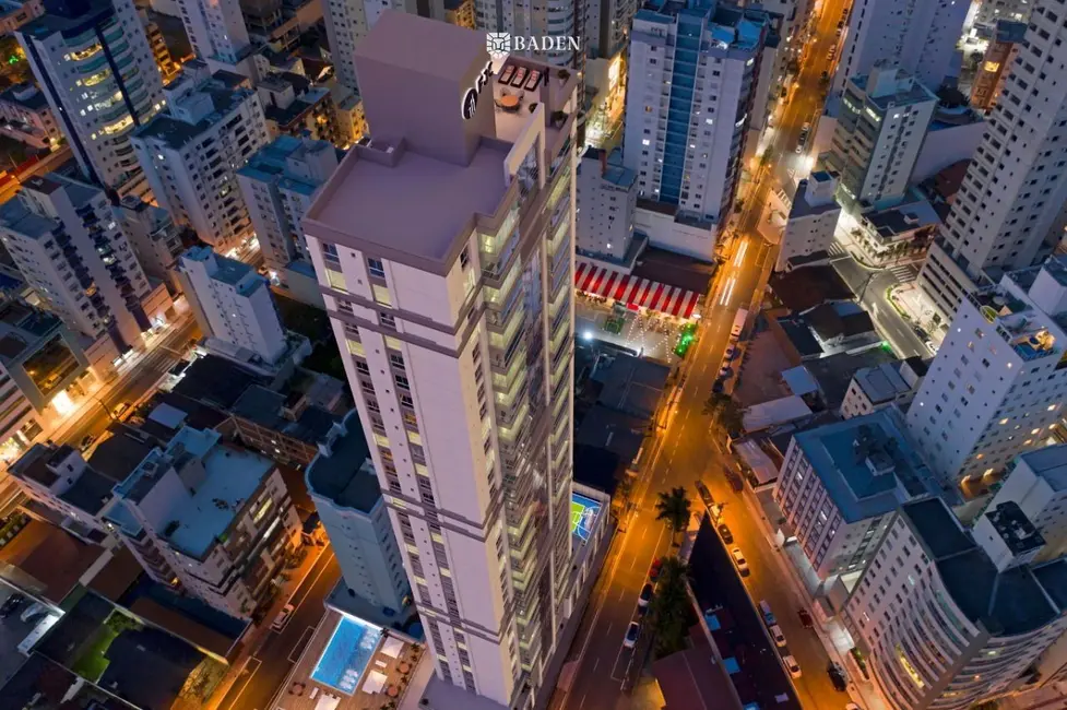 Apartamento com 4 quartos à venda, 146m2 em Centro, Balneario Camboriu - SC - imagem 3 Foto 3 de Apartamento com 4 quartos à venda, 146m2 em Centro, Balneario Camboriu - SC