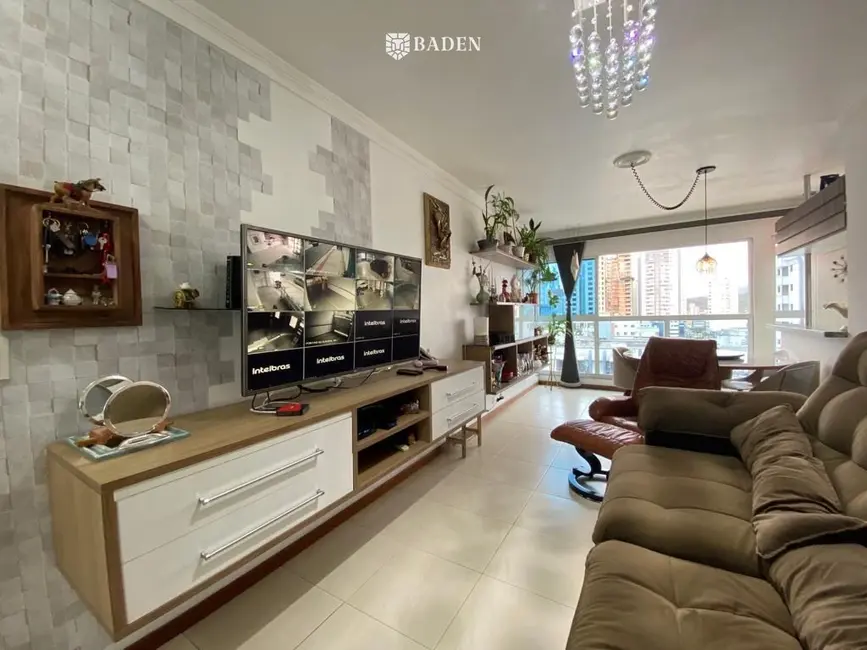 Apartamento com 3 quartos à venda, 98m2 em Centro, Balneario Camboriu - SC - imagem 5 Foto 5 de Apartamento com 3 quartos à venda, 98m2 em Centro, Balneario Camboriu - SC