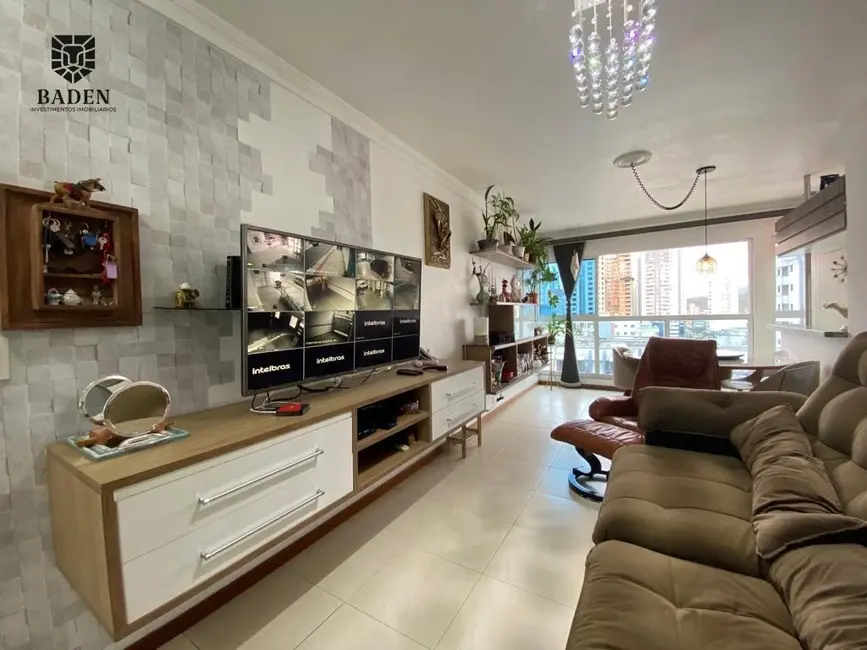 Apartamento com 3 quartos à venda, 98m2 em Centro, Balneario Camboriu - SC - imagem 5 Foto 5 de Apartamento com 3 quartos à venda, 98m2 em Centro, Balneario Camboriu - SC