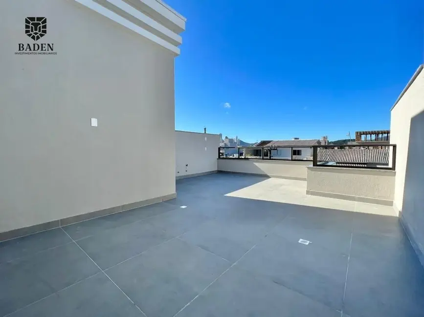 Apartamento com 3 quartos à venda, 205m2 em Centro, Balneario Camboriu - SC - imagem 1 Foto 1 de Apartamento com 3 quartos à venda, 205m2 em Centro, Balneario Camboriu - SC