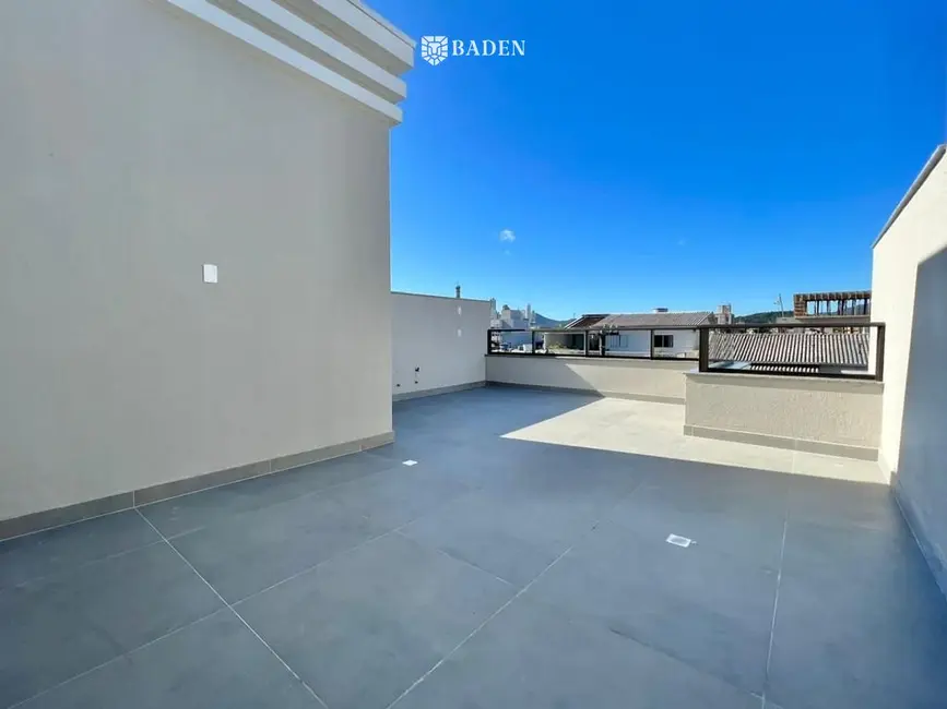 Foto 1 de Casa com 3 quartos à venda, 205m2 em Centro, Balneario Camboriu - SC