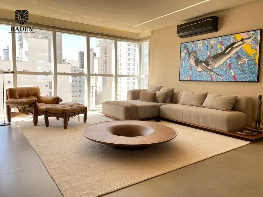 Foto 6 de Apartamento com 3 quartos à venda, 135m2 em Centro, Balneario Camboriu - SC