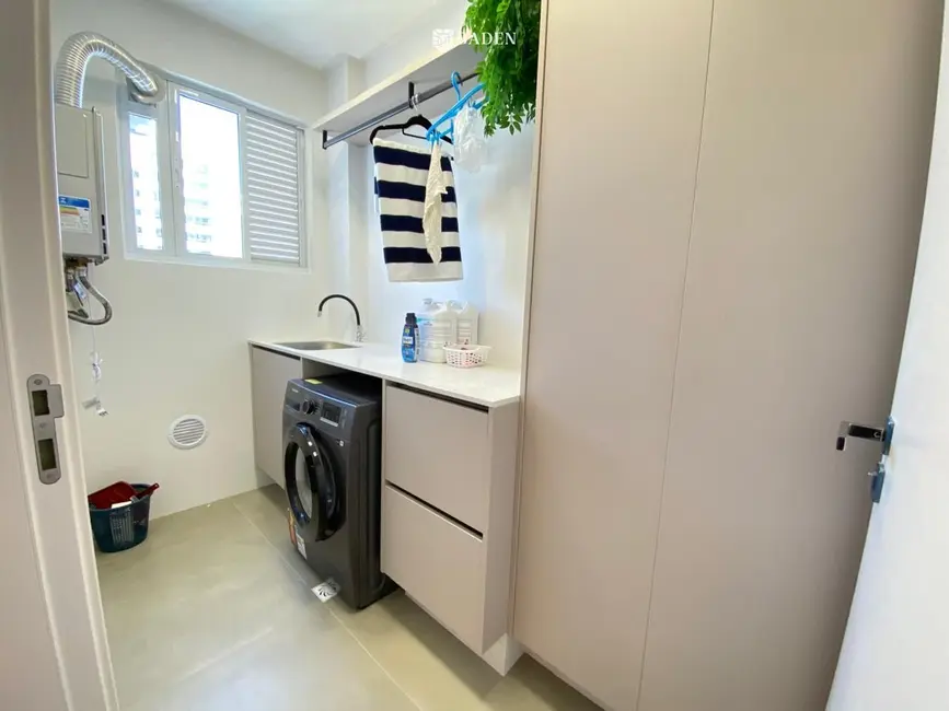 Apartamento com 3 quartos à venda, 135m2 em Centro, Balneario Camboriu - SC - imagem 5 Foto 5 de Apartamento com 3 quartos à venda, 135m2 em Centro, Balneario Camboriu - SC