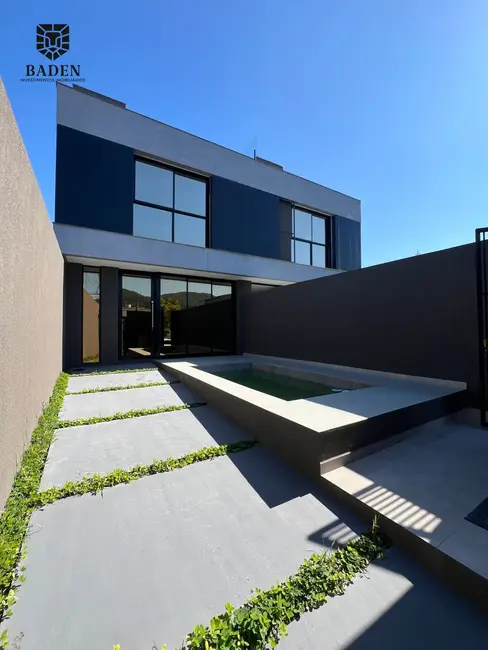 Apartamento com 3 quartos à venda, 240m2 em Barra, Balneario Camboriu - SC - imagem 2 Foto 2 de Apartamento com 3 quartos à venda, 240m2 em Barra, Balneario Camboriu - SC