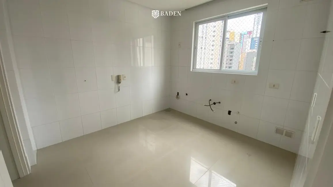 Foto 4 de Apartamento com 3 quartos à venda, 139m2 em Centro, Balneario Camboriu - SC