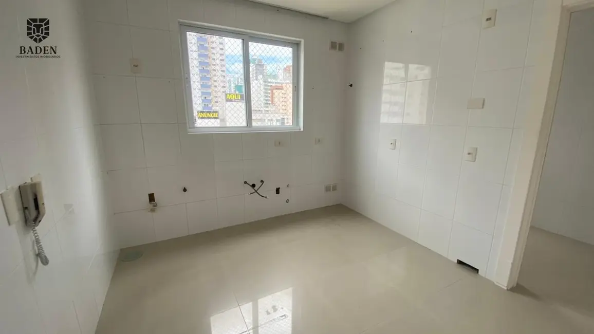 Apartamento com 3 quartos à venda, 139m2 em Centro, Balneario Camboriu - SC - imagem 5 Foto 5 de Apartamento com 3 quartos à venda, 139m2 em Centro, Balneario Camboriu - SC