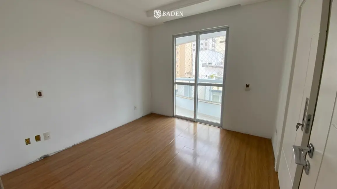 Foto 7 de Apartamento com 3 quartos à venda, 139m2 em Centro, Balneario Camboriu - SC