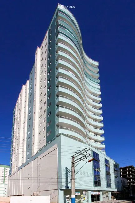 Apartamento com 3 quartos à venda, 139m2 em Centro, Balneario Camboriu - SC - imagem 1 Foto 1 de Apartamento com 3 quartos à venda, 139m2 em Centro, Balneario Camboriu - SC