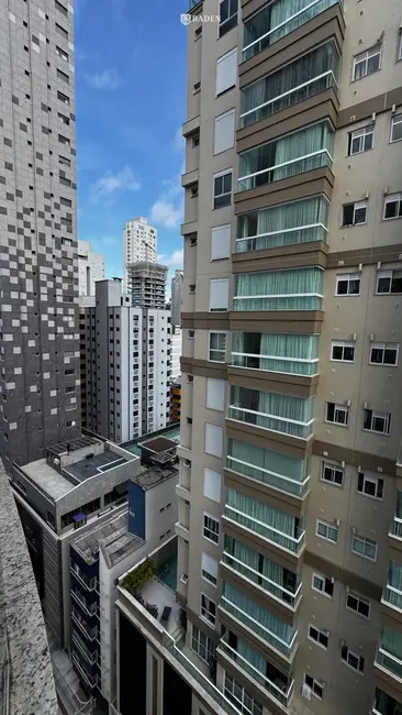 Foto 9 de Apartamento com 3 quartos à venda, 126m2 em Centro, Balneario Camboriu - SC