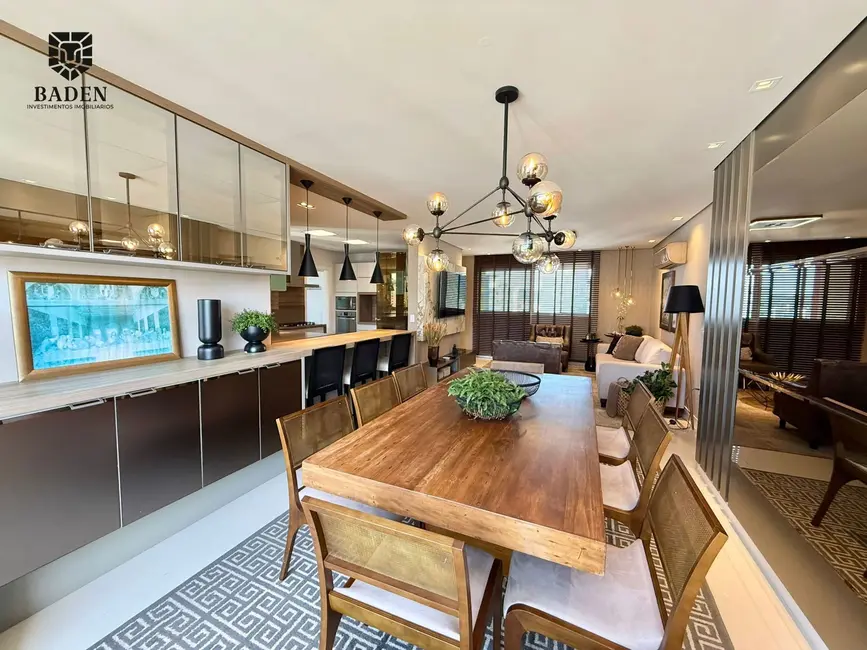 Foto 4 de Apartamento com 4 quartos à venda, 143m2 em Centro, Balneario Camboriu - SC