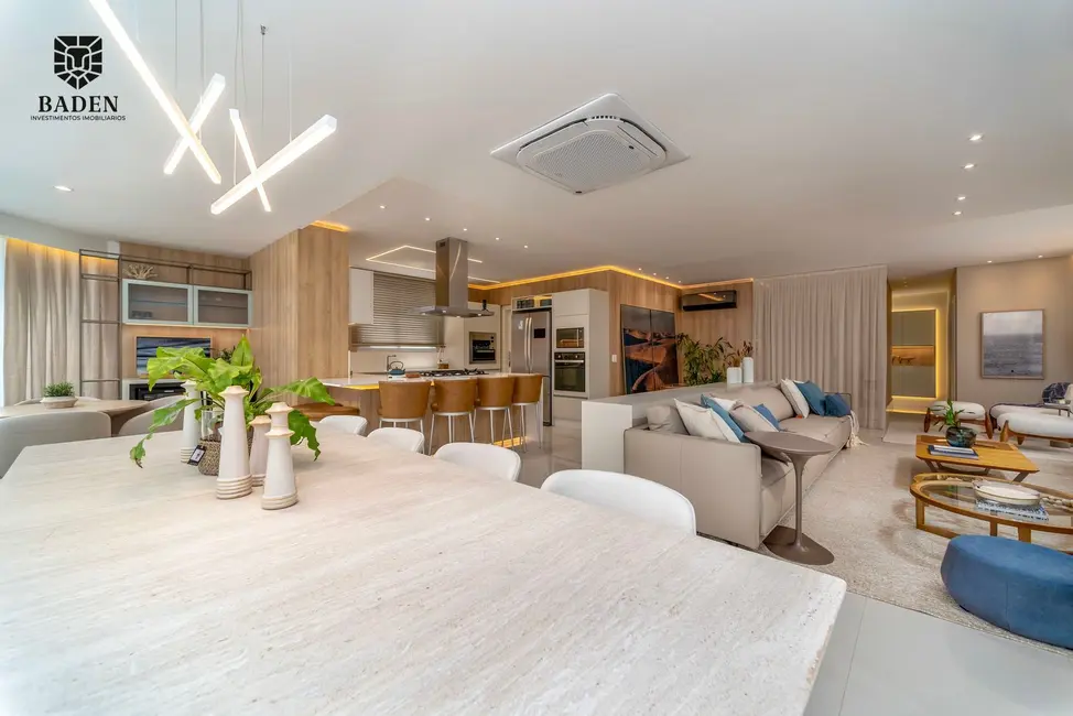 Foto 3 de Apartamento com 4 quartos à venda, 233m2 em Balneario Camboriu - SC