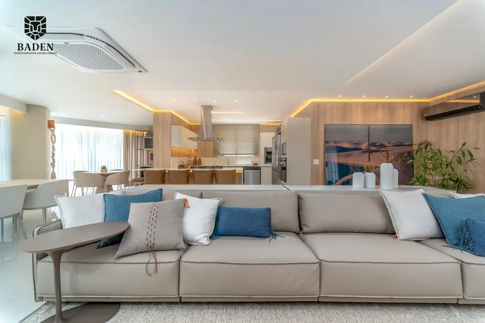 Foto 8 de Apartamento com 4 quartos à venda, 233m2 em Balneario Camboriu - SC