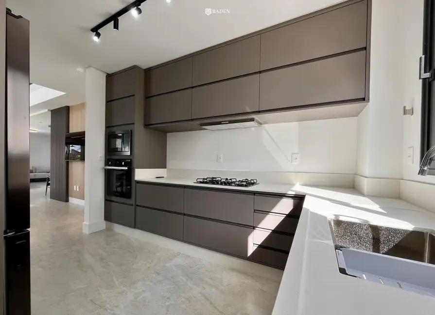 Foto 7 de Casa de Condomínio com 4 quartos à venda, 355m2 em Balneario Camboriu - SC