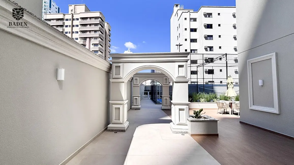 Foto 2 de Apartamento com 4 quartos à venda, 170m2 em Centro, Balneario Camboriu - SC