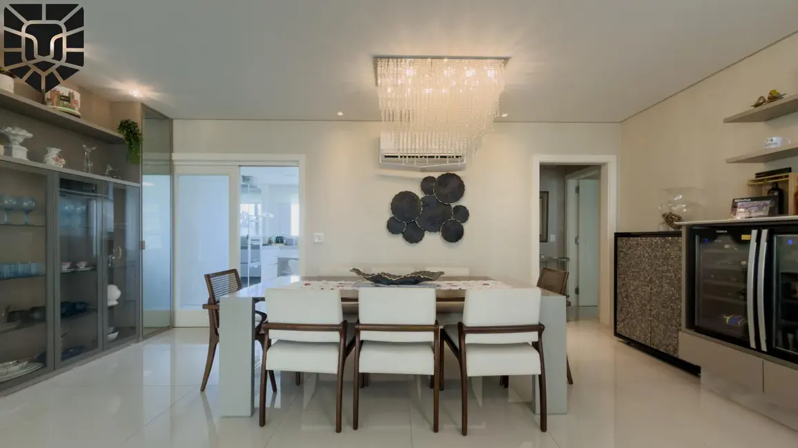 Foto 9 de Apartamento com 4 quartos para alugar, 180m2 em Centro, Balneario Camboriu - SC