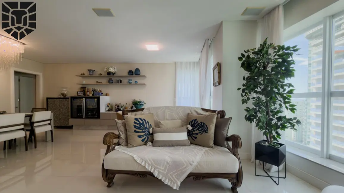 Foto 6 de Apartamento com 4 quartos para alugar, 180m2 em Centro, Balneario Camboriu - SC