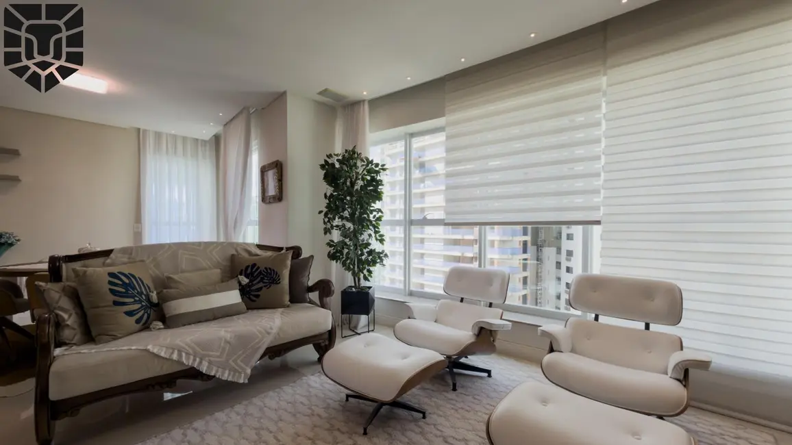 Foto 4 de Apartamento com 4 quartos para alugar, 180m2 em Centro, Balneario Camboriu - SC