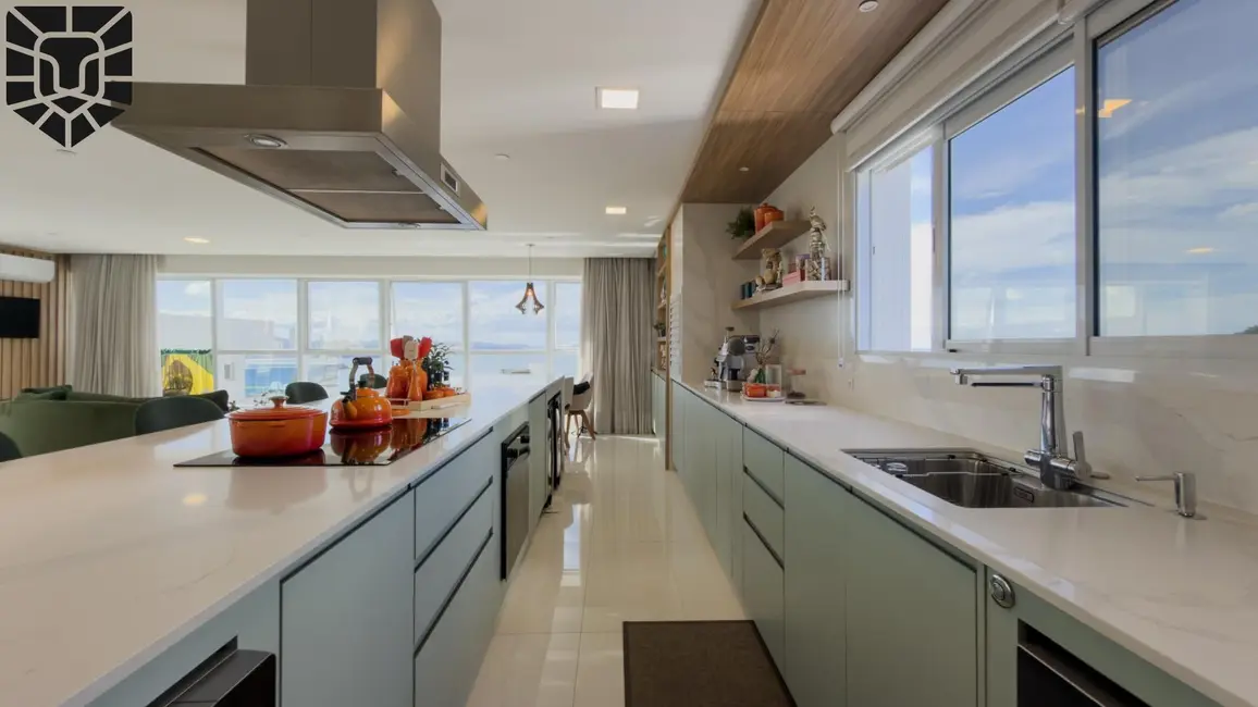 Foto 8 de Apartamento com 4 quartos para alugar, 319m2 em Centro, Balneario Camboriu - SC