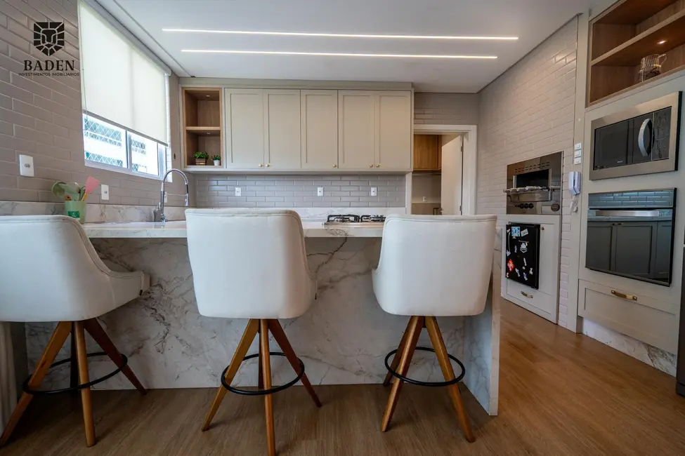 Foto 4 de Apartamento com 3 quartos à venda, 130m2 em Centro, Balneario Camboriu - SC