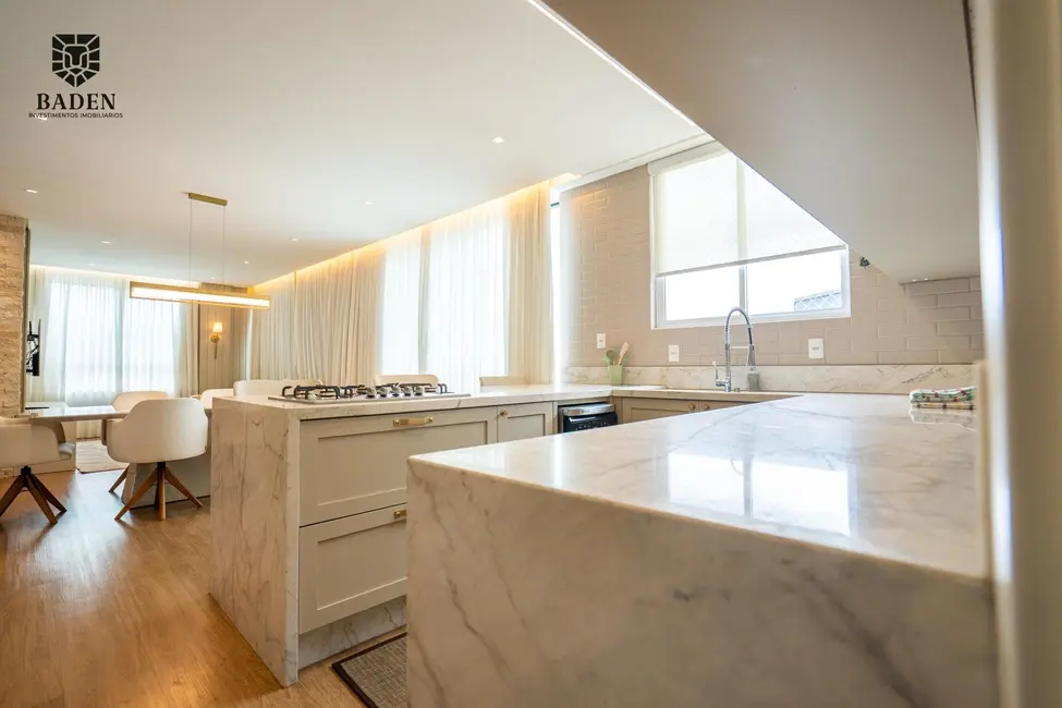 Foto 8 de Apartamento com 3 quartos à venda, 130m2 em Centro, Balneario Camboriu - SC