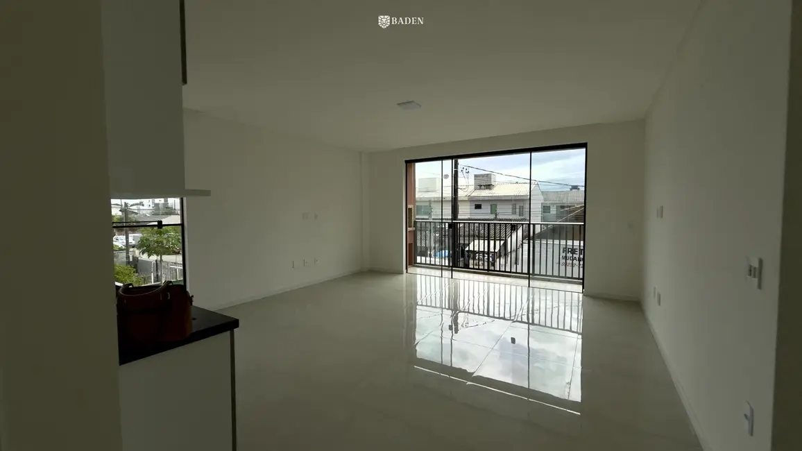Foto 7 de Apartamento com 2 quartos à venda, 75m2 em Centro, Navegantes - SC