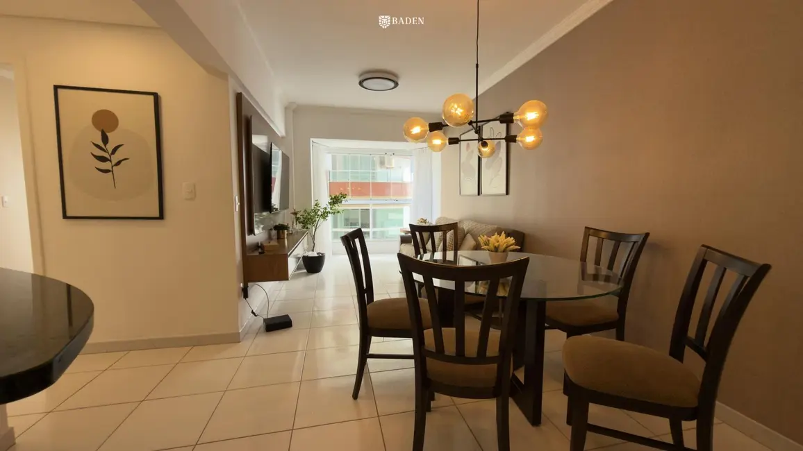 Foto 4 de Apartamento com 2 quartos para alugar, 112m2 em Centro, Balneario Camboriu - SC