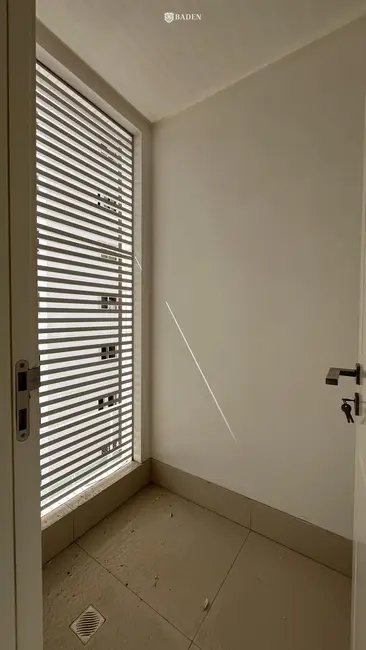 Foto 9 de Apartamento com 3 quartos à venda, 162m2 em Centro, Balneario Camboriu - SC